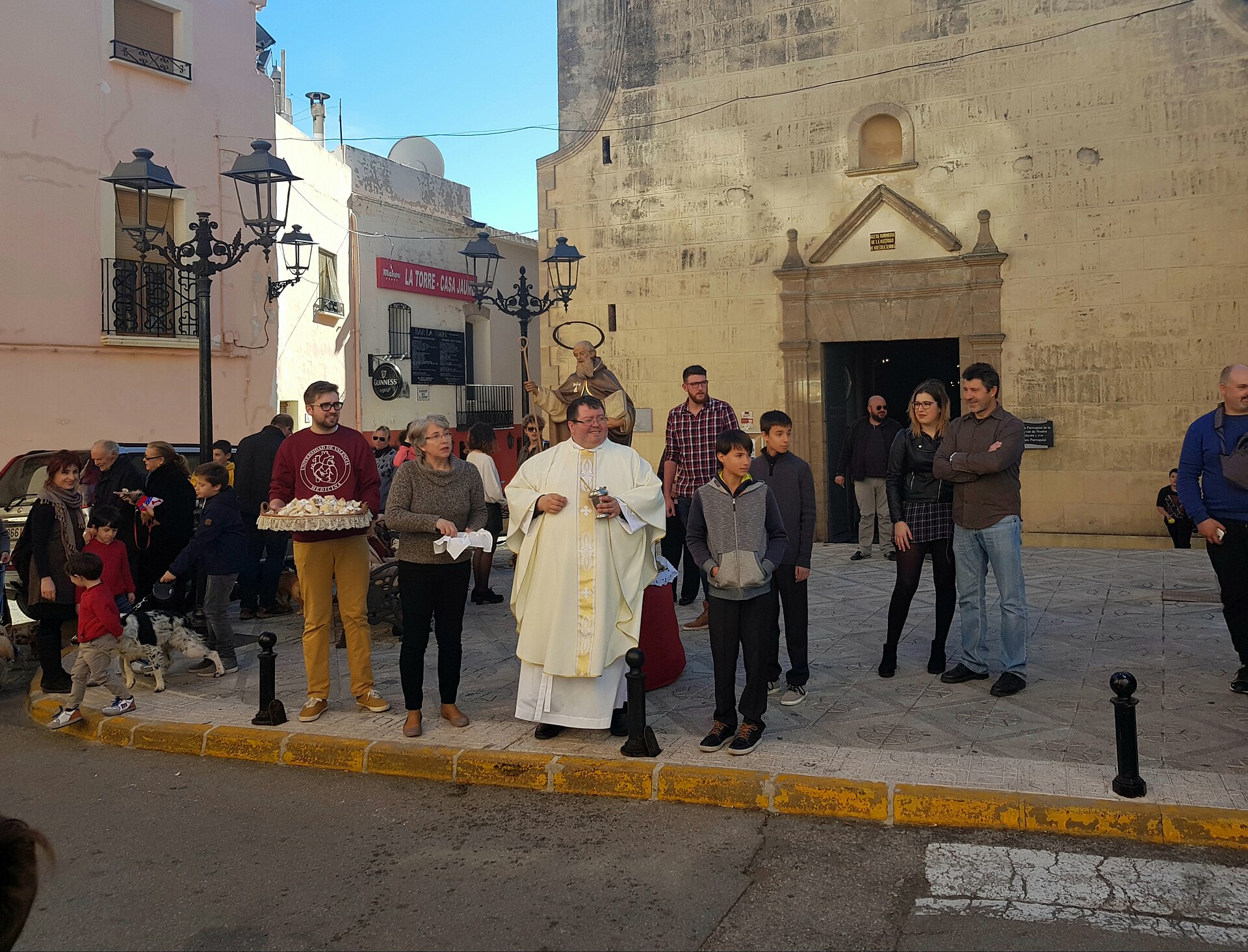 Alcalalí, benedicció d'animals.