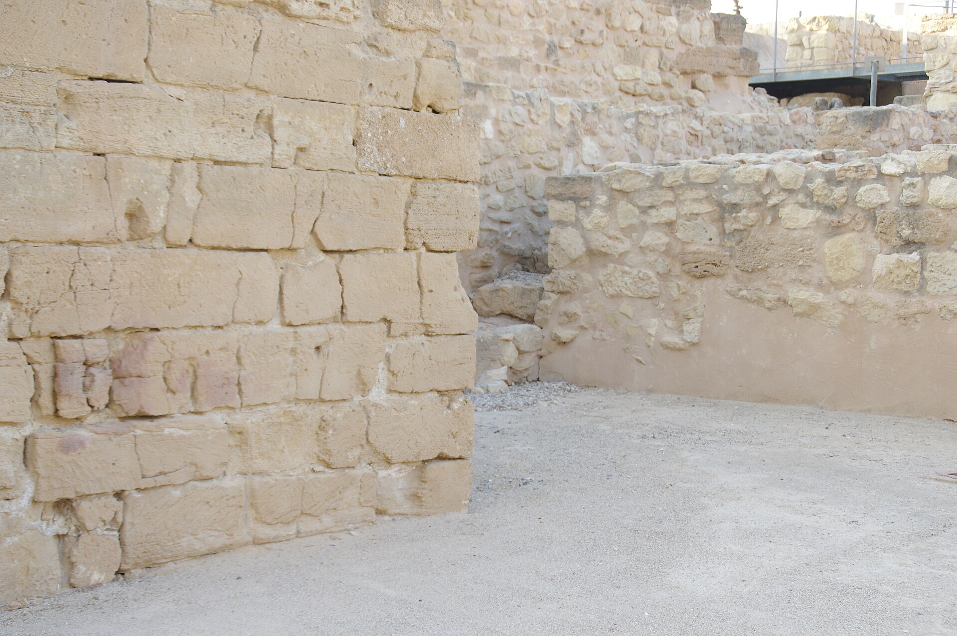 VIEW : ®'s / DigiGraf / Ð / ┼ : ALICANTE YACIMIENTO ARQUEOLÓGICO de LUCENTUM MURALLAS