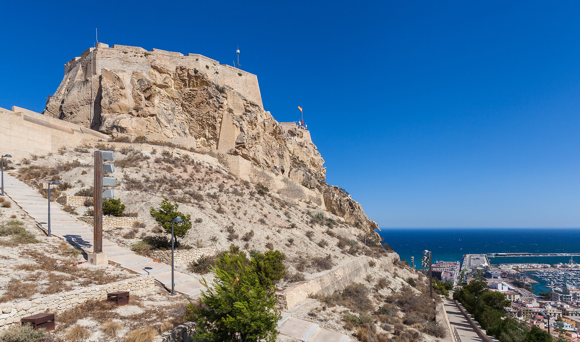 Castillo de Santa Bárbara, Alicante, España