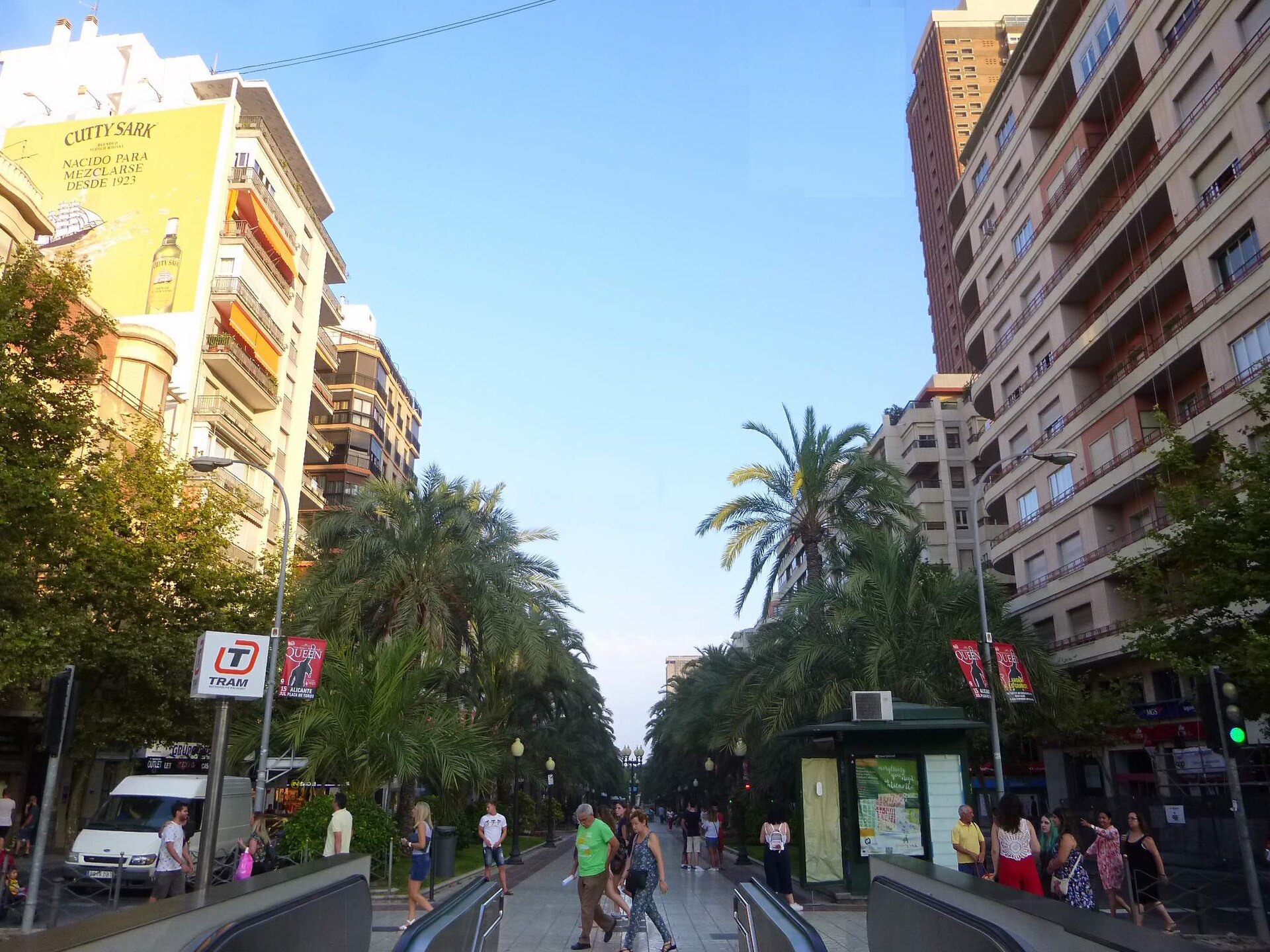 Plaza de los Luceros (Plaça dels Estels), en Alicante